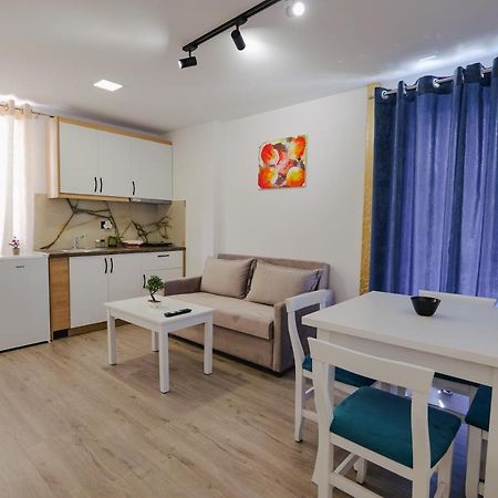 2E Apartments Sarandë Exterior foto