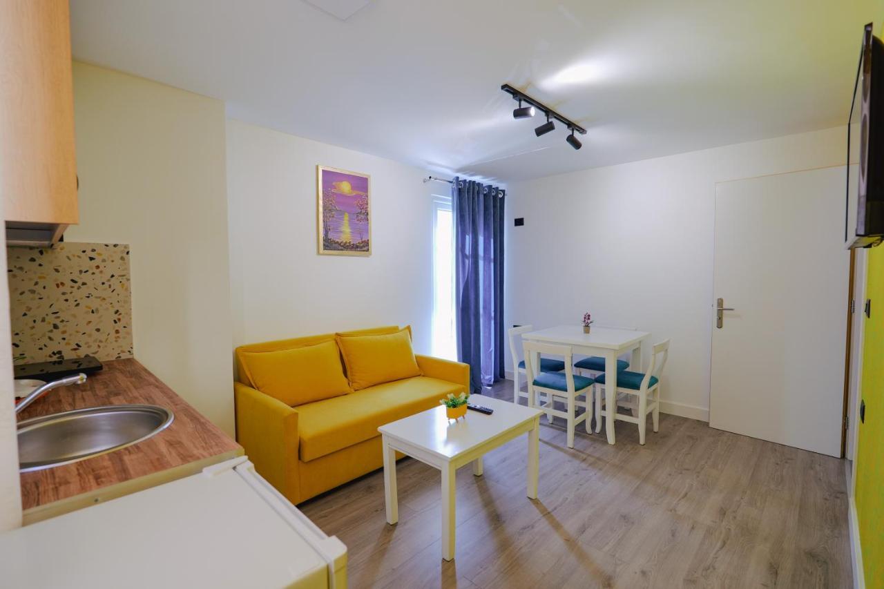 2E Apartments Sarandë Exterior foto