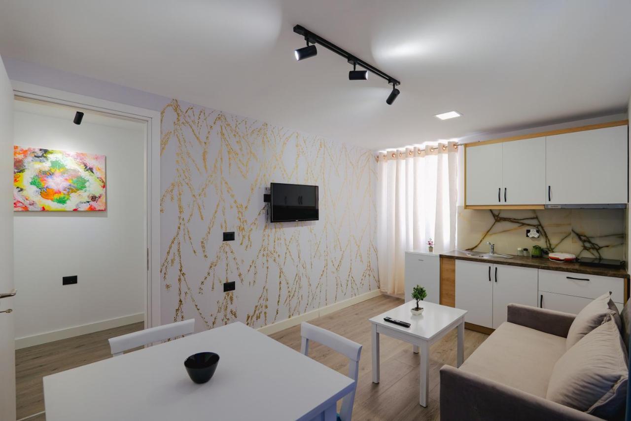 2E Apartments Sarandë Exterior foto