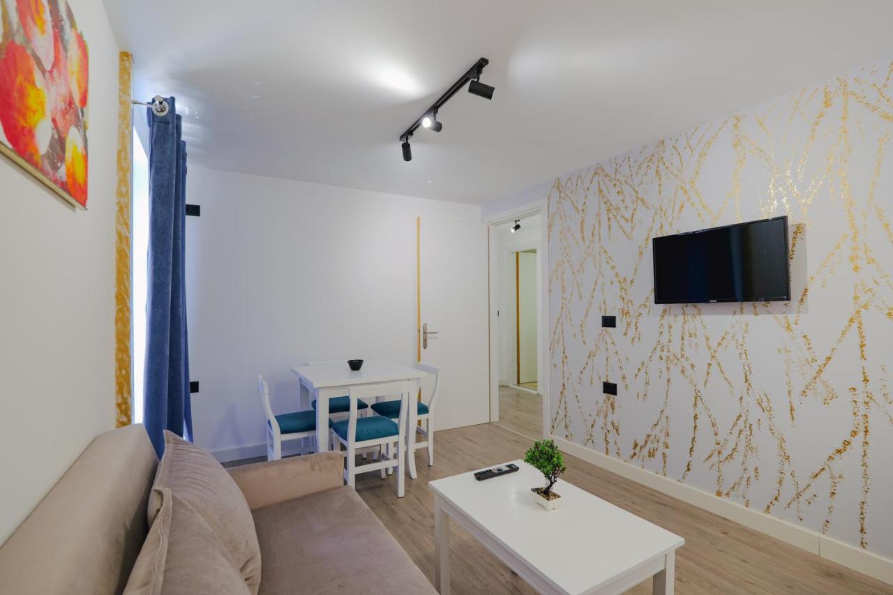 2E Apartments Sarandë Exterior foto